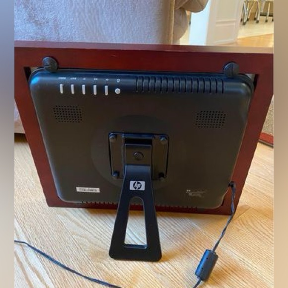 HP 12.1" Digital Picture Frame DF1200A1 Brown - Picture 4 of 7